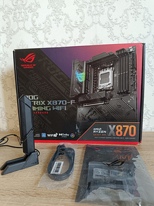 Asus ROG Strix X870-F Gaming WiFi - Emaplaat AM5 (6 foto / 9)