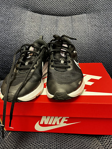 NIKE тренировочные кроссовки 37.5 Новые (2 фото из 4)