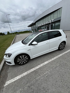 Volkswagen Golf 7 R (6 foto / 15)