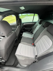 Volkswagen Golf 7 R (13 foto / 15)