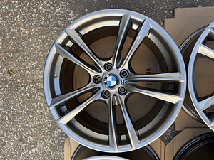 20" оригинальные диски BMW Style 303M разноширокие 5x120 (5 фото из 10)