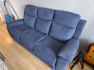 Продам диван и кресло (2 фото из 8)