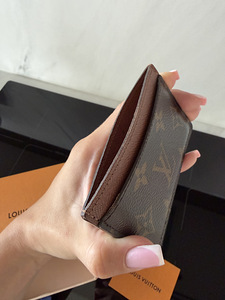 Louis Vuitton (7 фото из 8)