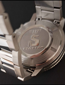 Tissot Seastar 1000 meeste kronograafkäekell (3 foto / 3)