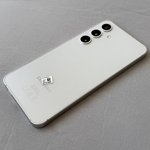 Samsung S24 Marble Gray 128GB (2 foto / 9)