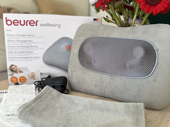 Массажная подушка Beurer MG 145 Shiatsu
