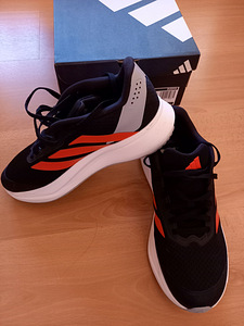 Uus adidas tossud, suurus 37,5 (3 foto / 5)