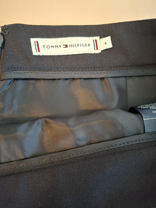 Tommy Hilfiger темно синяя юбка. Размер 4/ EU 32/ XS (5 фото из 7)