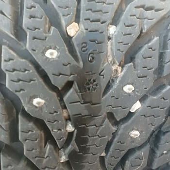 235 60 18 Nokian Hakkapeliitta 9 SUV на дисках 5x130