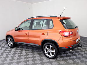 Volkswagen Tiguan Highline 1.4 110kW (4 foto / 7)