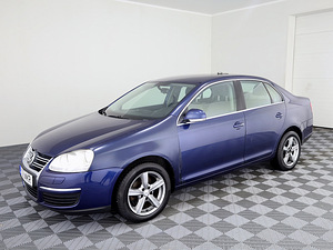 Volkswagen Jetta Comfortline 1.6 85kW (2 foto / 7)