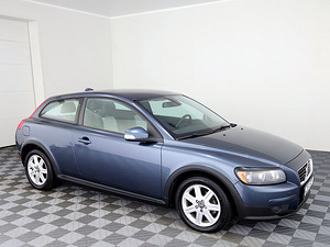 Volvo C30 Momentum ATM 2.0 D4 100kW (1 фото из 7)