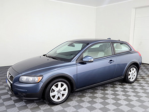 Volvo C30 Momentum ATM 2.0 D4 100kW (2 фото из 7)