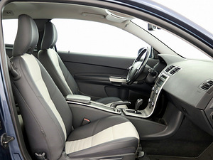Volvo C30 Momentum ATM 2.0 D4 100kW (6 фото из 7)