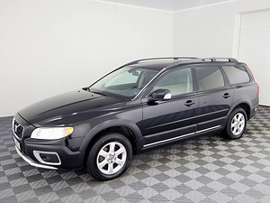 Volvo XC70 Summum AWD ATM 2.4 D5 136kW (2 фото из 7)