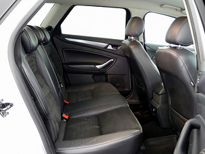Ford Mondeo Turnier Facelift ATM 2.0 TDCi 103kW (7 foto / 7)