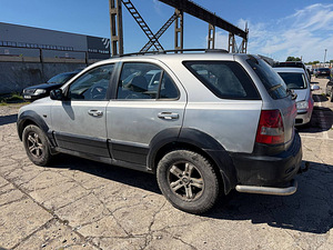 Kia Sorento Comfort ATM 2.5 CRDi 103kW (4 фото из 7)