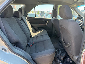 Kia Sorento Comfort ATM 2.5 CRDi 103kW (6 фото из 7)