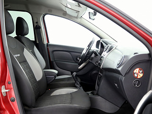 Dacia Sandero Stepway Facelift LPG 0.9 66kW (6 foto / 9)