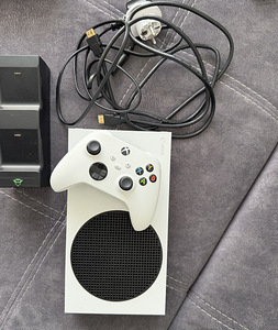 Xbox Series S 512GB (1 foto / 3)