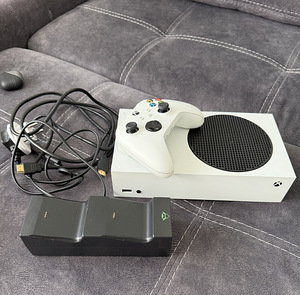 Xbox Series S 512GB (2 foto / 3)