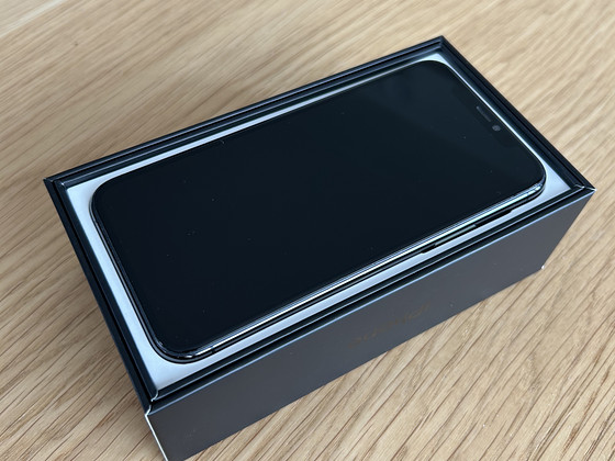 iPhone 11 Pro с новым аккумулятором