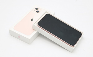 Телефон iPhone 13 128GB Hexa-Core A15 Bionic 128GB ROM (3 фото из 3)