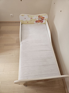 Детская кроватка 140x70 см (2 фото из 3)
