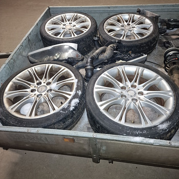 Style 135 18" suverehvidega E46 alt