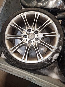 Style 135 18" suverehvidega E46 alt (3 foto / 5)