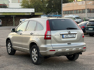 HONDA CR-V (7 foto / 9)