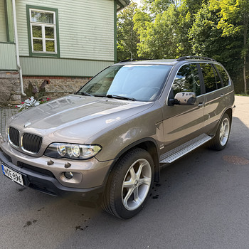 M/V BMW e53 4.4i facelift