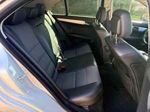 MERCEDES-BENZ C 220 CDI (8 foto / 8)