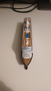 Mein Schiff 3 (Siku) (1 foto / 2)