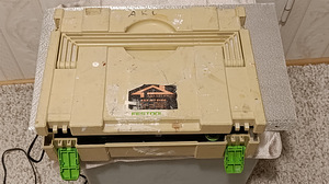 Akukruvikeeraja Festool (7 foto / 8)