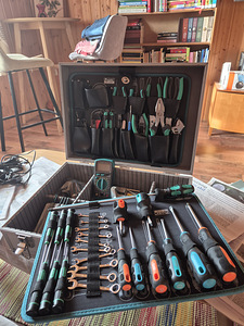 Pro'sKit PK-15307 elektroonika remonditööriistade komplekt (1 foto / 5)