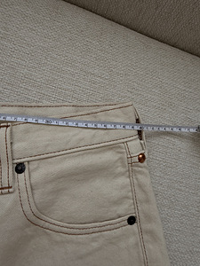 Šortsid Levi’s 501 (10 foto / 10)