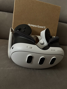 Oculus Quest 3 (4 foto / 5)