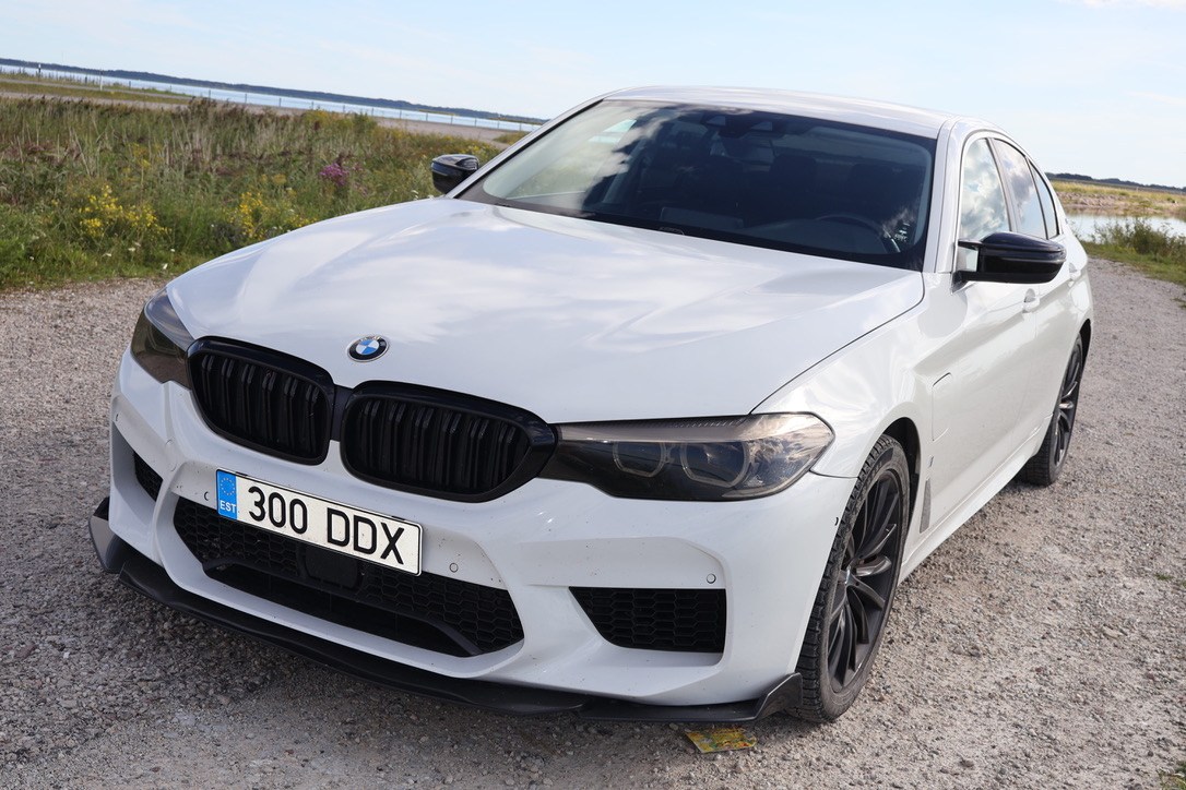 BMW 530e