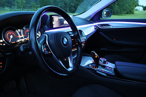 BMW 530e (6 фото из 9)