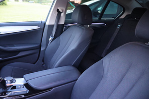 BMW 530e (9 фото из 9)