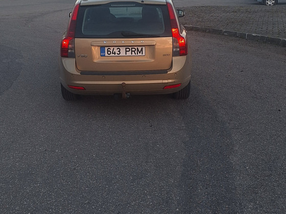 Volvo V50