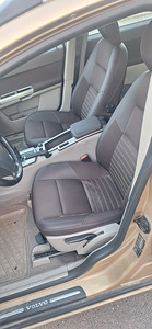 Volvo V50 (7 фото из 11)