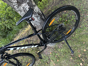 Trek Marlin 5 29” M / L - рама! В очень хорошем состоянии! (4 фото из 7)