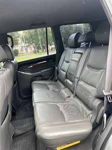 TOYOTA LAND CRUISER 120 (9 фото из 9)