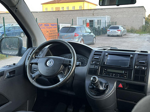 VOLKSWAGEN CARAVELLE (9 фото из 12)