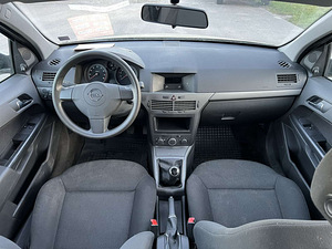 OPEL ASTRA STATION WAGON (10 фото из 11)