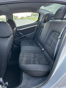PEUGEOT 407 (11 фото из 11)