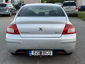 PEUGEOT 407 (8 фото из 11)