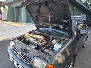 VOLKSWAGEN POLO CLASSIC (7 фото из 8)